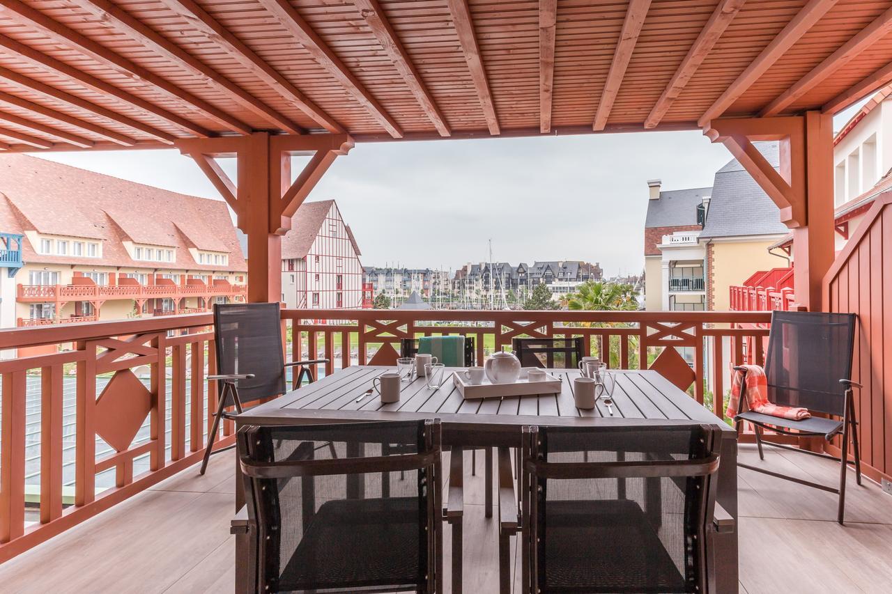 Residence Pierre & Vacances Premium Presqu'Ile De La Touques Deauville Eksteriør bilde